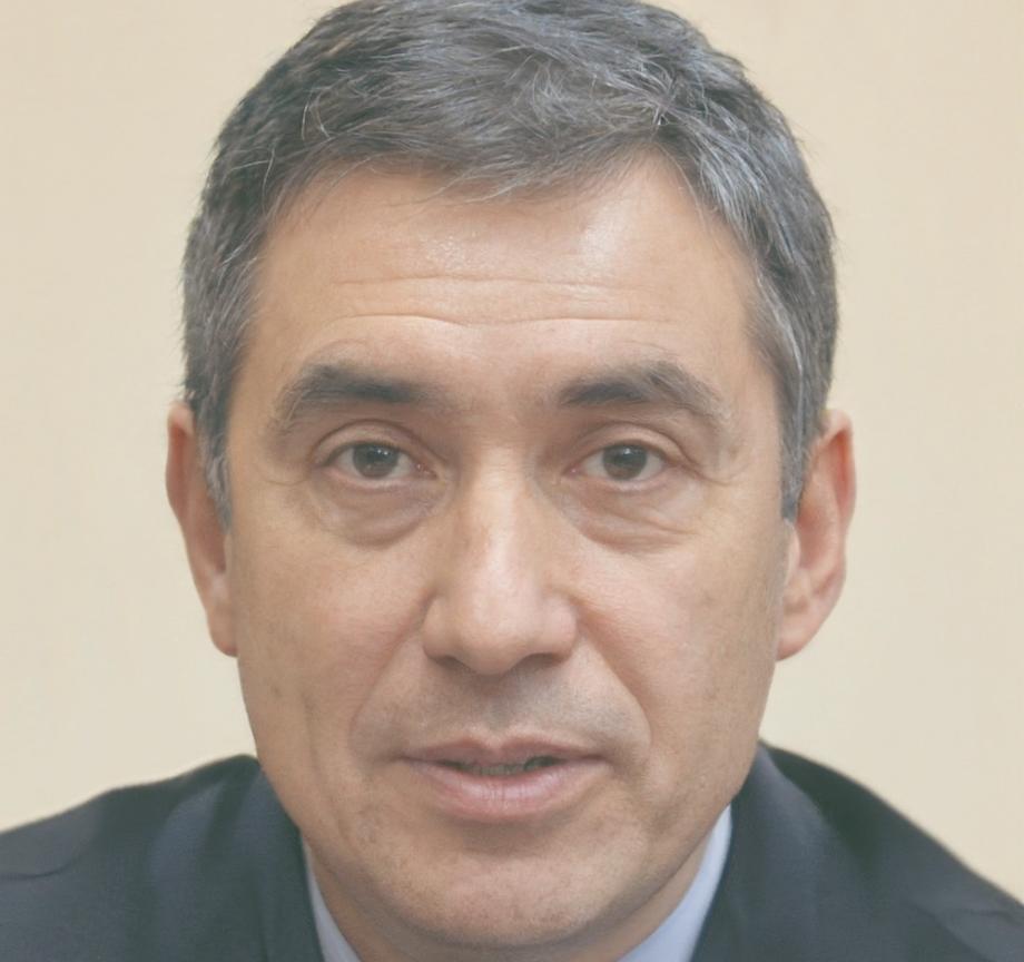 Portret klijenta Trenil Ulmos